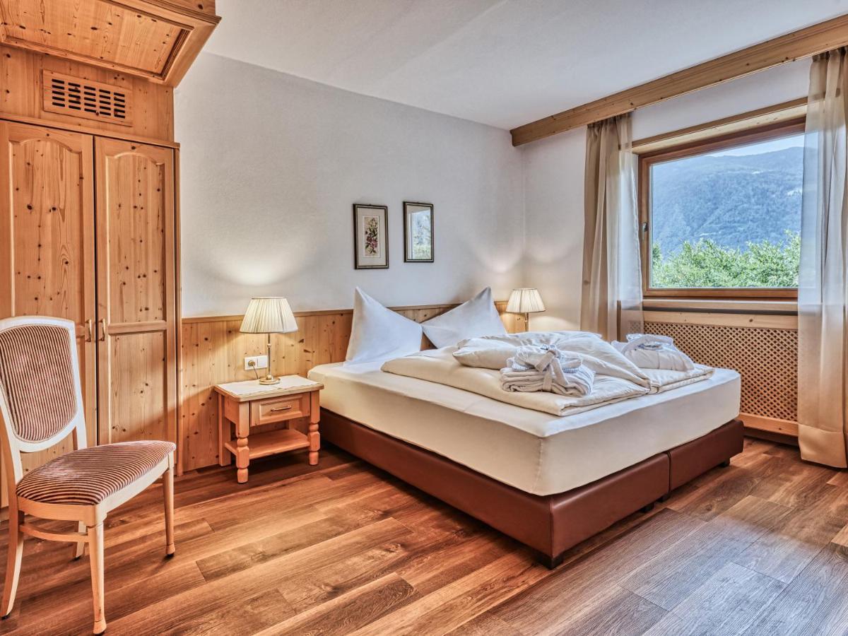 Hotel Traubenheim Tirolo Exteriör bild